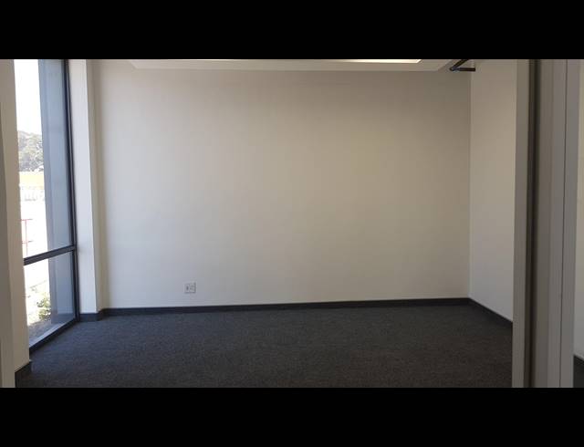 4,165M² WAREHOUSE TO LET IN BELLVILLE SOUTH INDUSTRIA